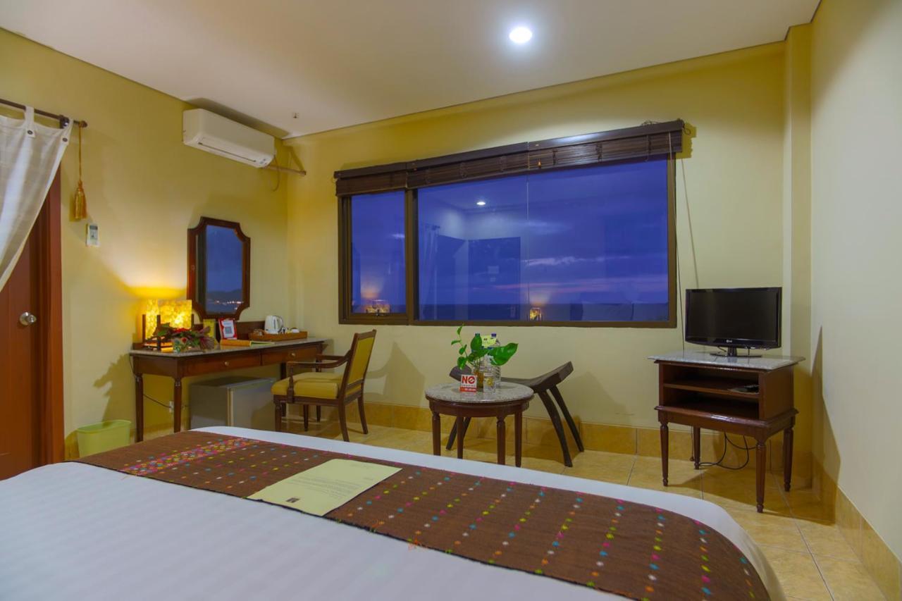 The Jayakarta Suites Komodo Flores Лабуан-Бахо Экстерьер фото